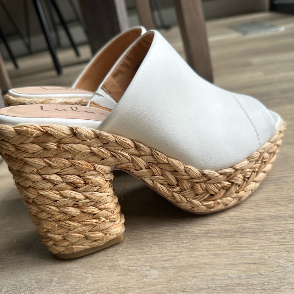 Lulu’s white platform sandals, size 7.5